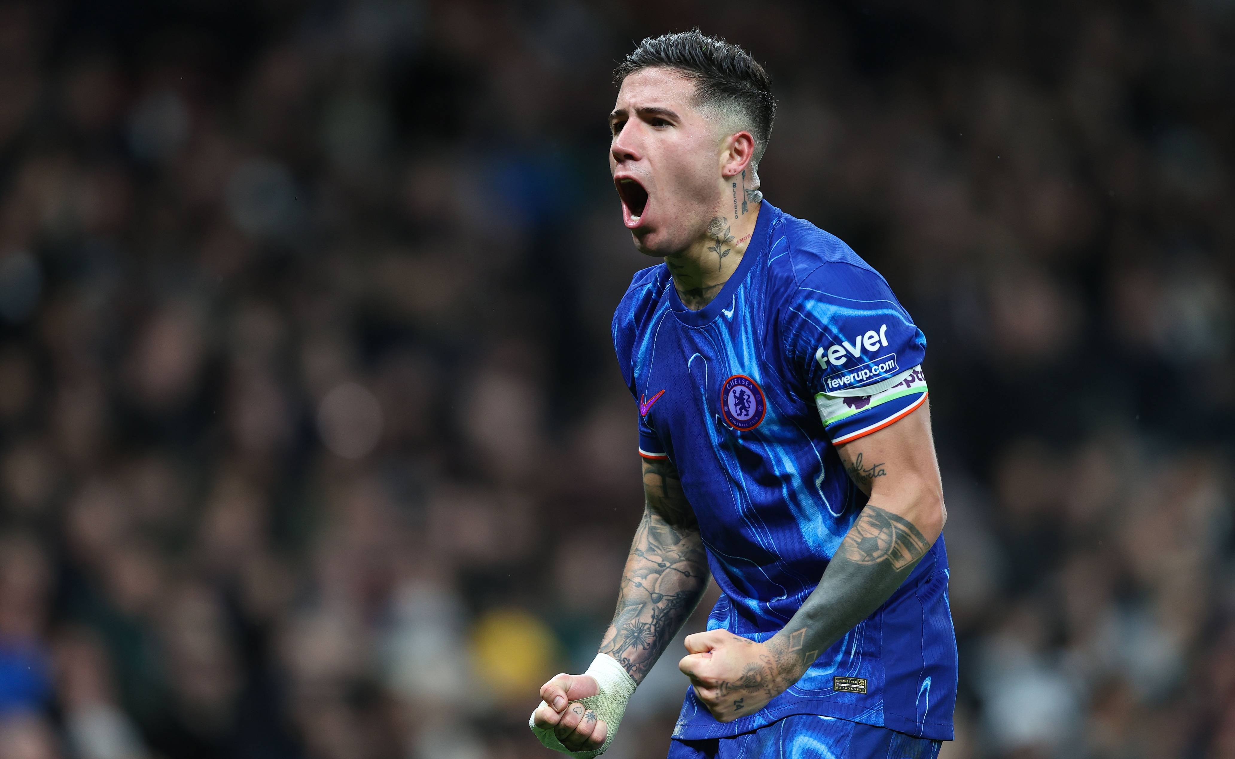 在激烈的比 在激烈的比