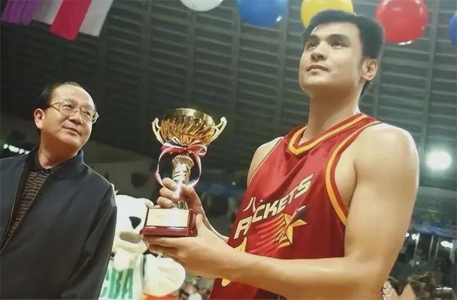 的新东家立 的新东家立