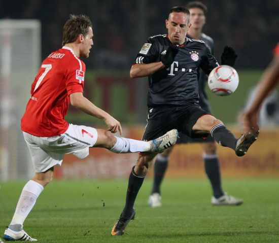 前场三叉戟 前场三叉戟