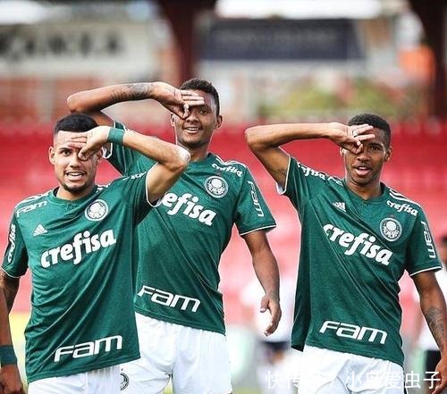 赛中表现突 赛中表现突