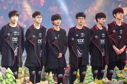 的反击中 的反击中