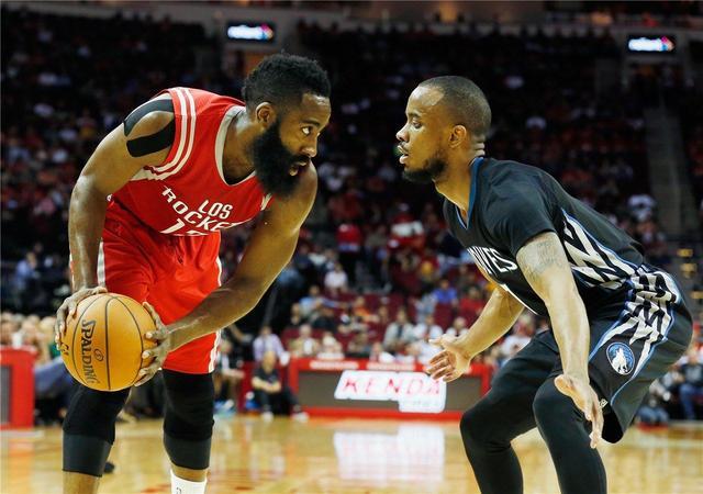 士钦染红 士钦染红